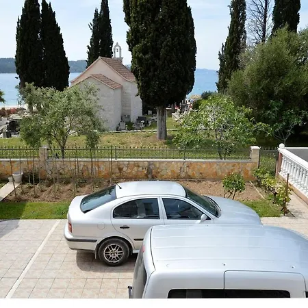 Stunning 2-bed In