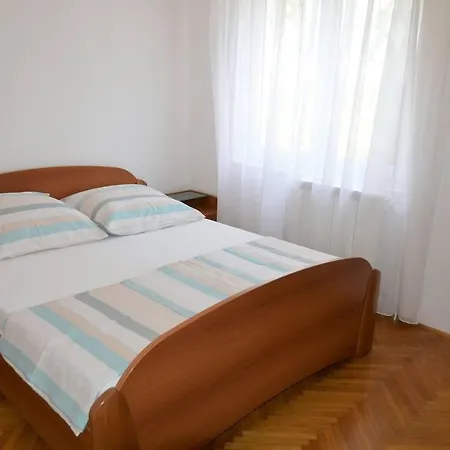 Stunning 2-bed In 公寓