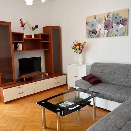 Stunning 2-bed In * 奥库格哥恩基